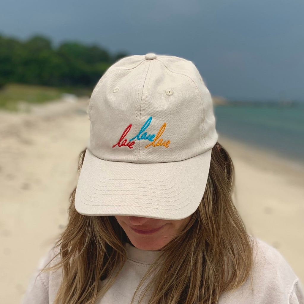Love Hat featuring Ruben Rojas