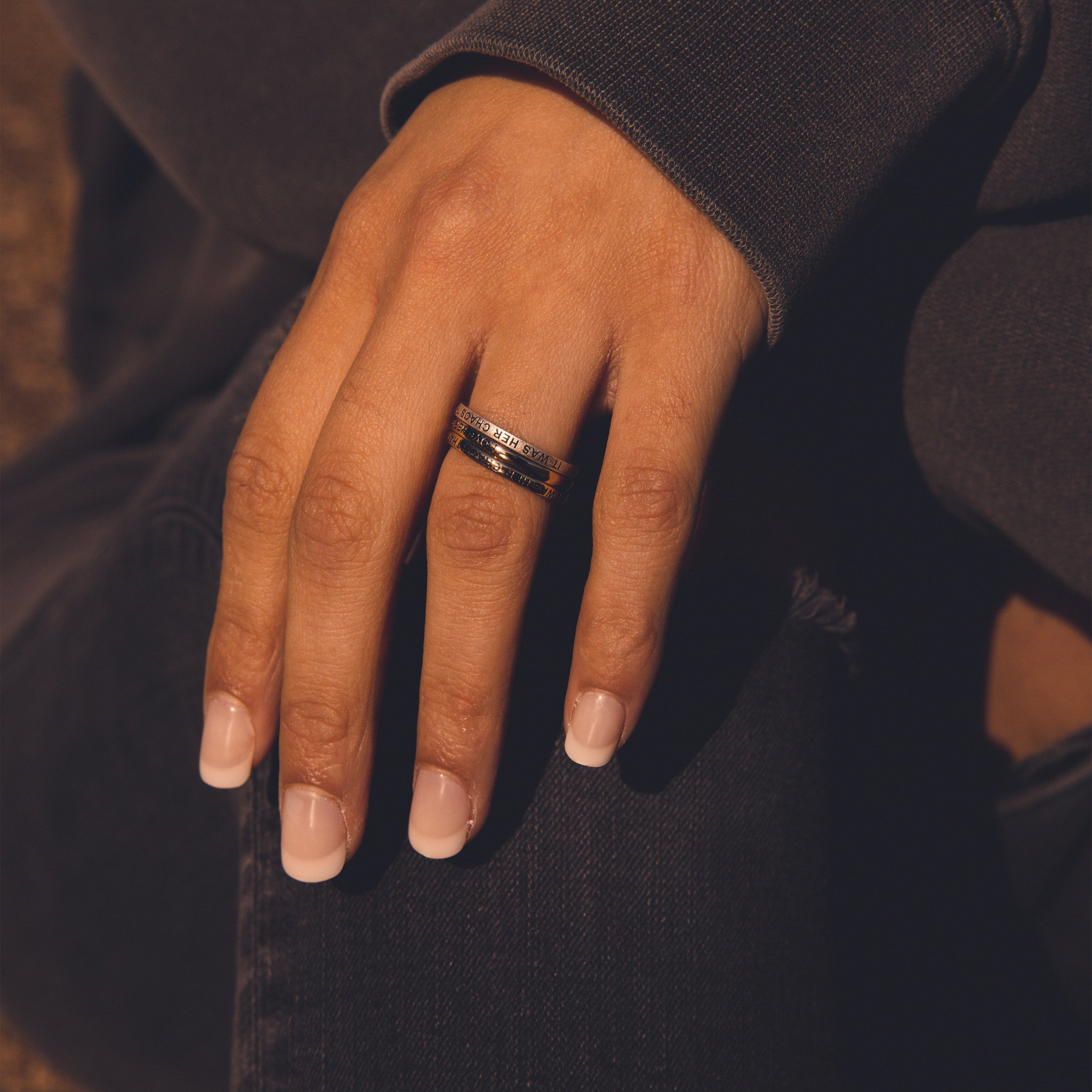Beautiful Chaos Ring - Silver Lifestyle 2